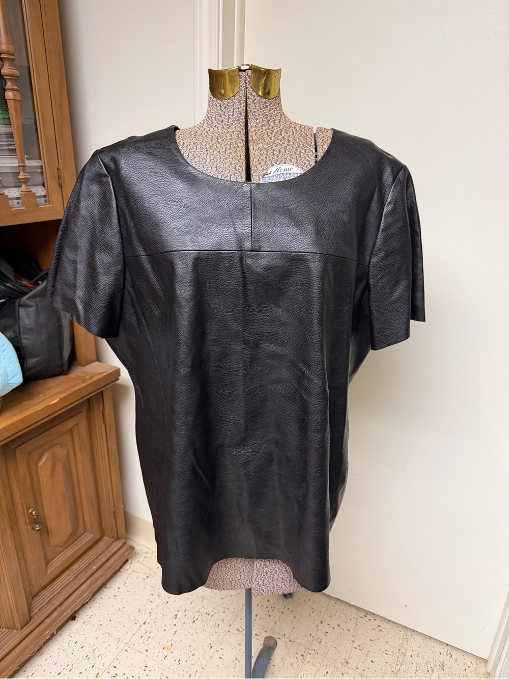 NWT Chico’s Faux Leather Popover Top Black Size 3 (US 16/18) Mixed Media Tunic